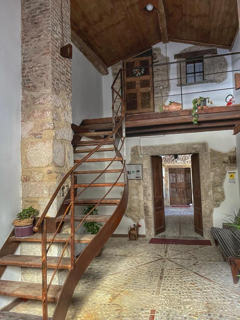 Bed and Breakfast Domus Vela Fornelli Exterior foto